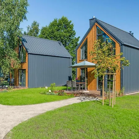 Feriehus Awesome Home In Lubiatowo With Wifi And 2 Bedrooms Lubiatowo (Pomerania)