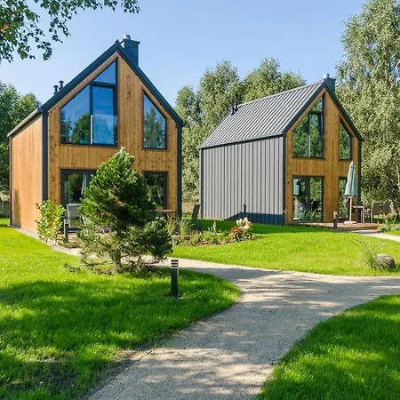 Awesome Home In Lubiatowo With Wifi And 2 Bedrooms Feriehus